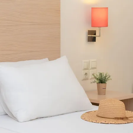 Hotel Chc Marilena 4*